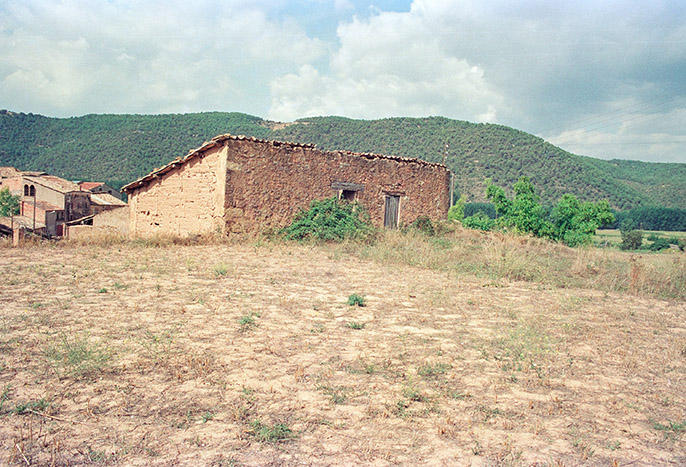 Corral  i era de Cal Ramonet i Cal Minguet